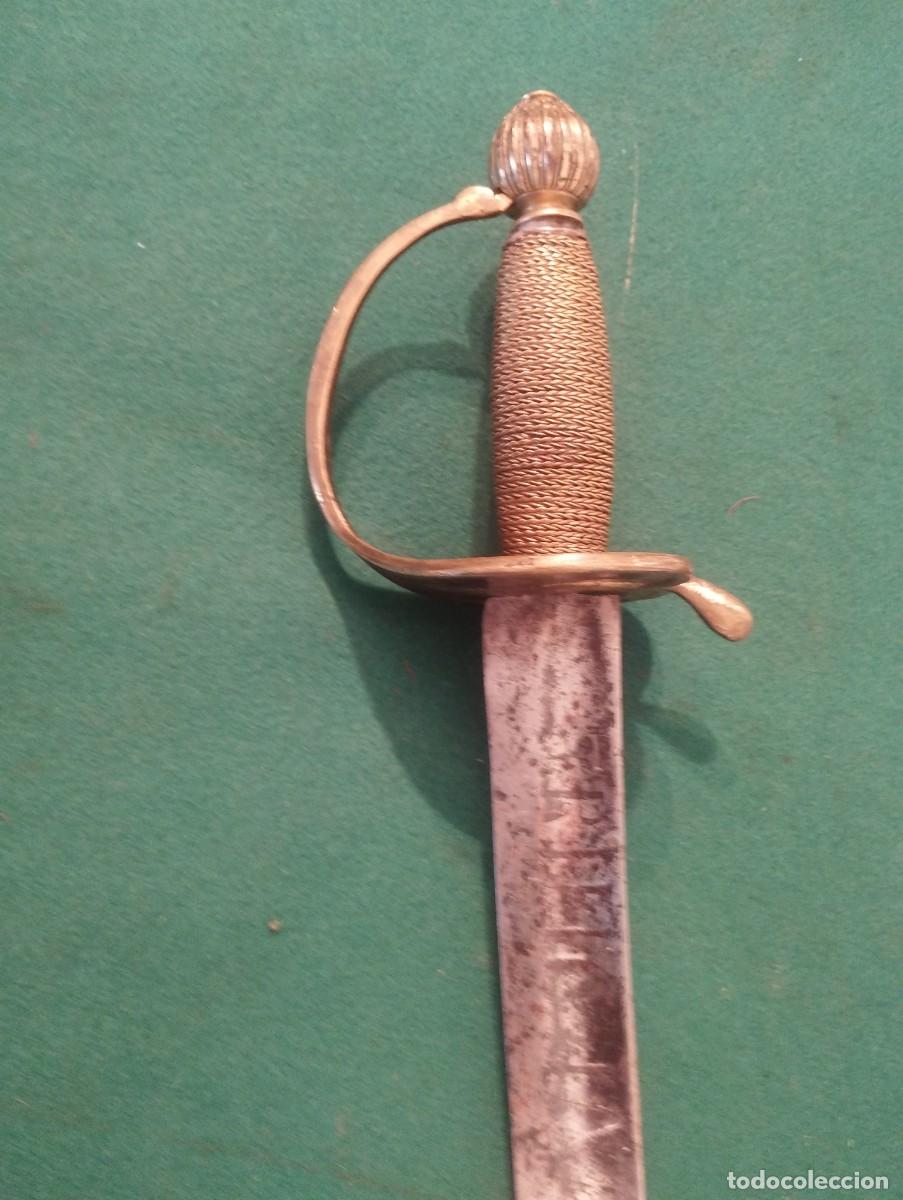 Militaria: Sable de Oficial de H&uacute;sares a la H&uacute;ngara o H&uacute;ngaro a finales del siglo XVIII.
