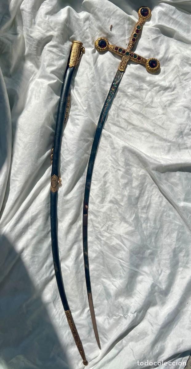 Militaria: Cimitarra &aacute;rabe de hoja curva