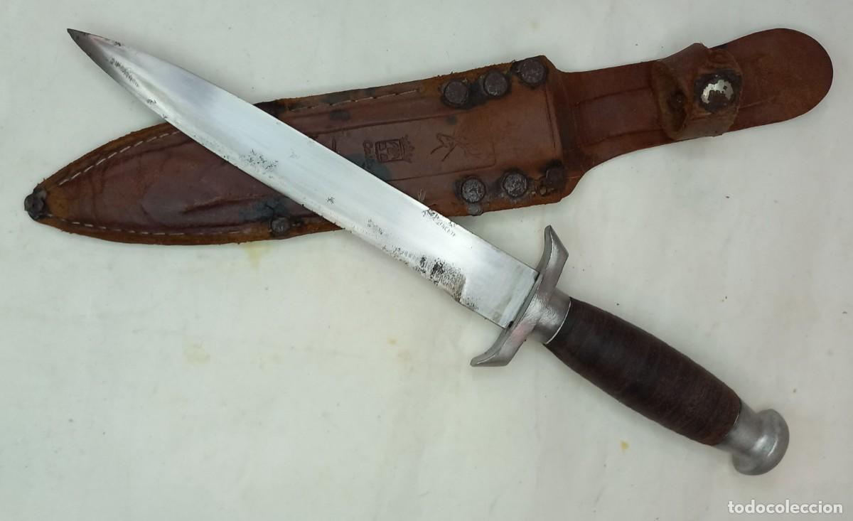 Militaria: ANTIGUO CUCHILLO ARTESANAL ESPA&Ntilde;OL DE ALBACETE MARCADO EN HOJA CON MANGO DE CUERO Y FUNDA