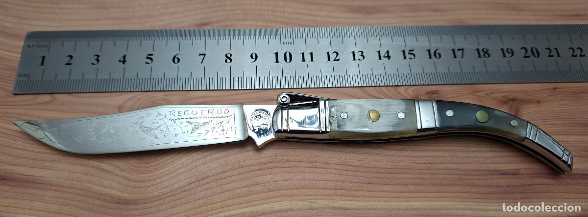Militaria: Navaja santacruce&ntilde;a HRN