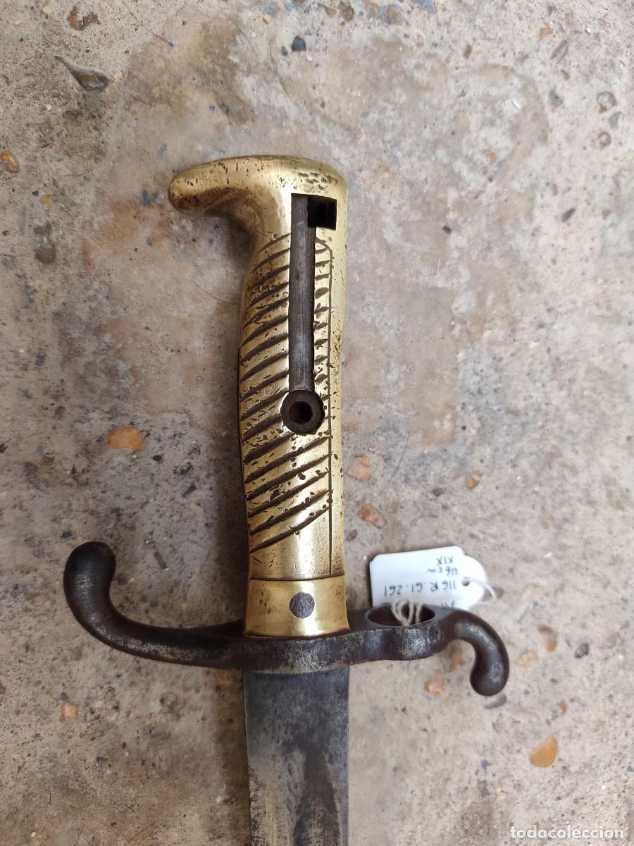 Militaria: Bayoneta alemana s.XIX acero y lat&oacute;n