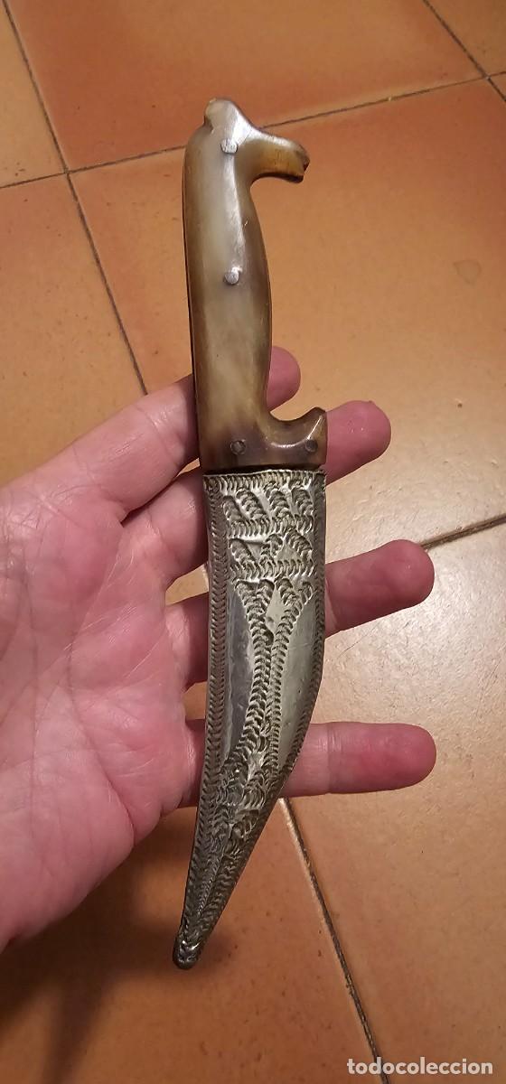 Militaria: Preciosa gu&iacute;a &aacute;rabe antigua asta con forma de caballo hoja con fuertes nervios