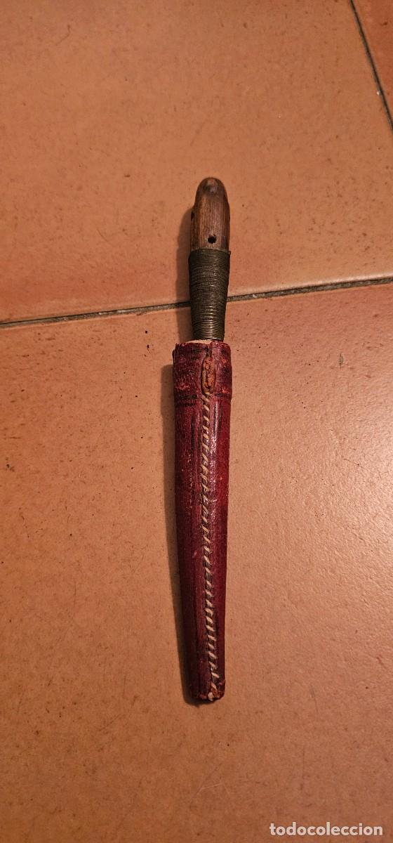Militaria: Peque&ntilde;o cuchillo norte de &Aacute;frica grabado