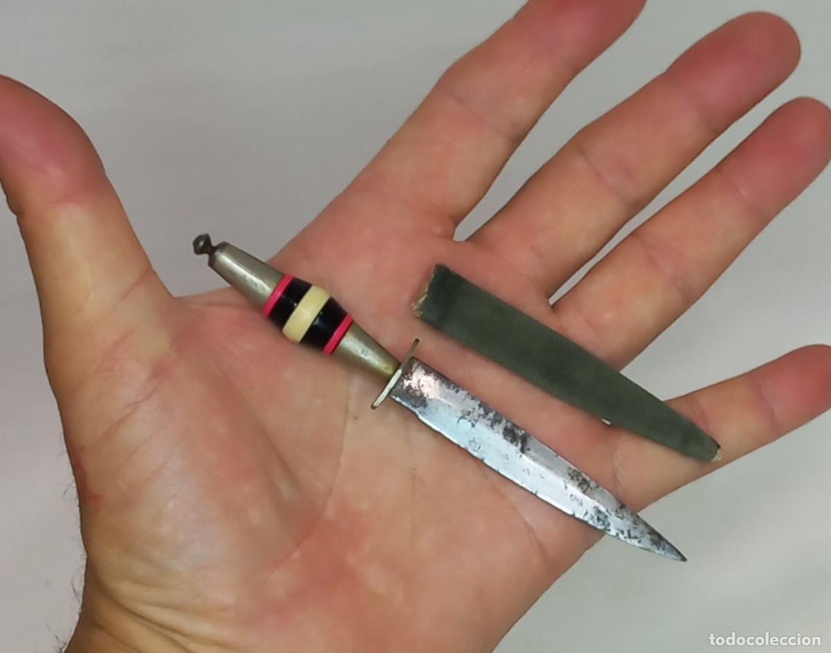 Militaria: ANTIGUO CUCHILLO , DAGA DE ALBACETE DE LOS DENOMINADOS DAMA o PROSTITUTA - S. XIX