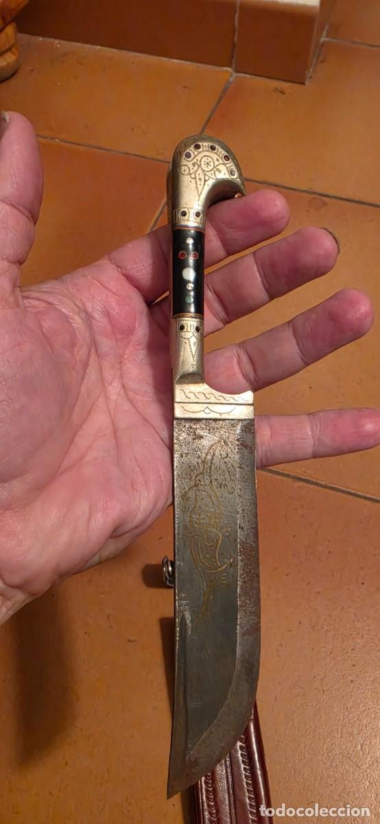 Militaria: Precioso cuchillo uzbeko o regios asia uigur antiguo