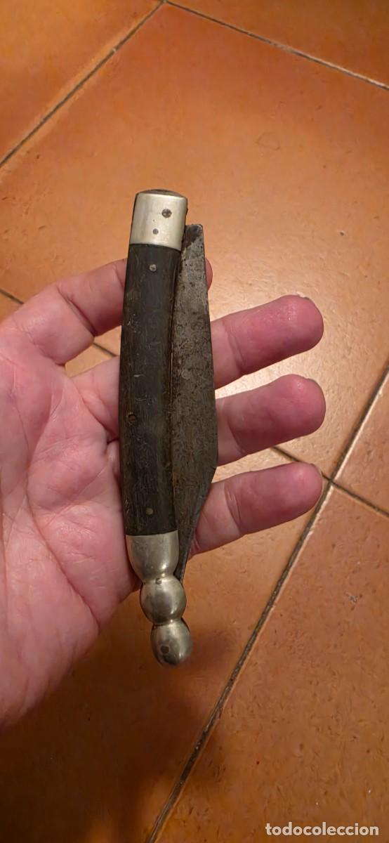 Militaria: Preciosa navaja antigua Espa&ntilde;a