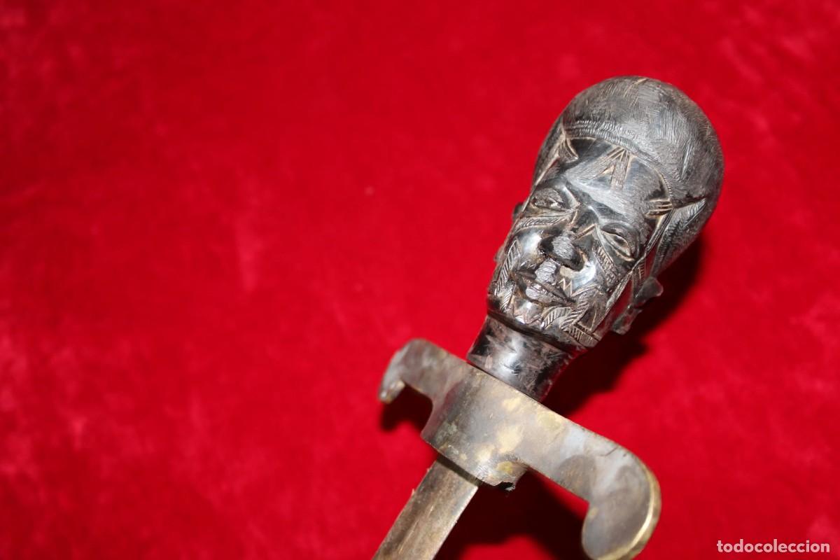 Militaria: espada africana de jefe tribal
