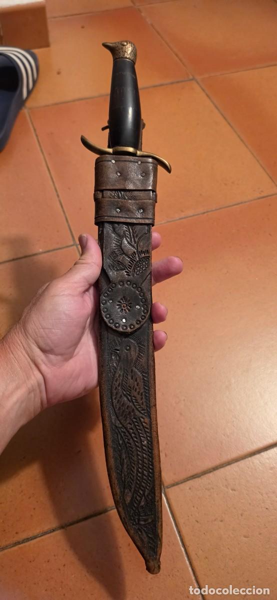 Militaria: Espectacular machete Guatemala muy trabajado