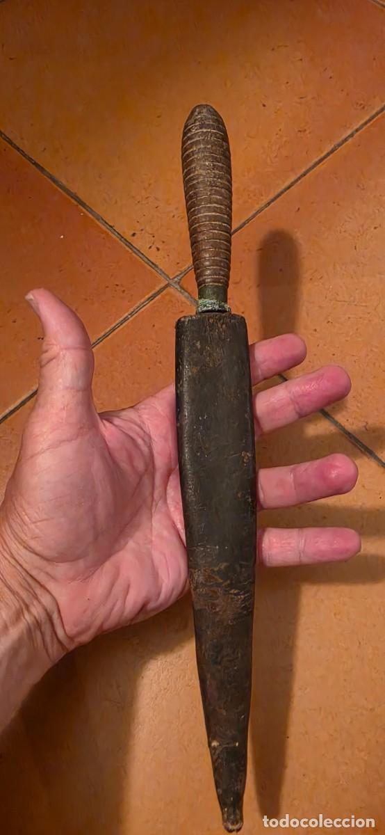 Militaria: Muy antiguo cuchillo espa&ntilde;ol con restos de leyenda en hoja