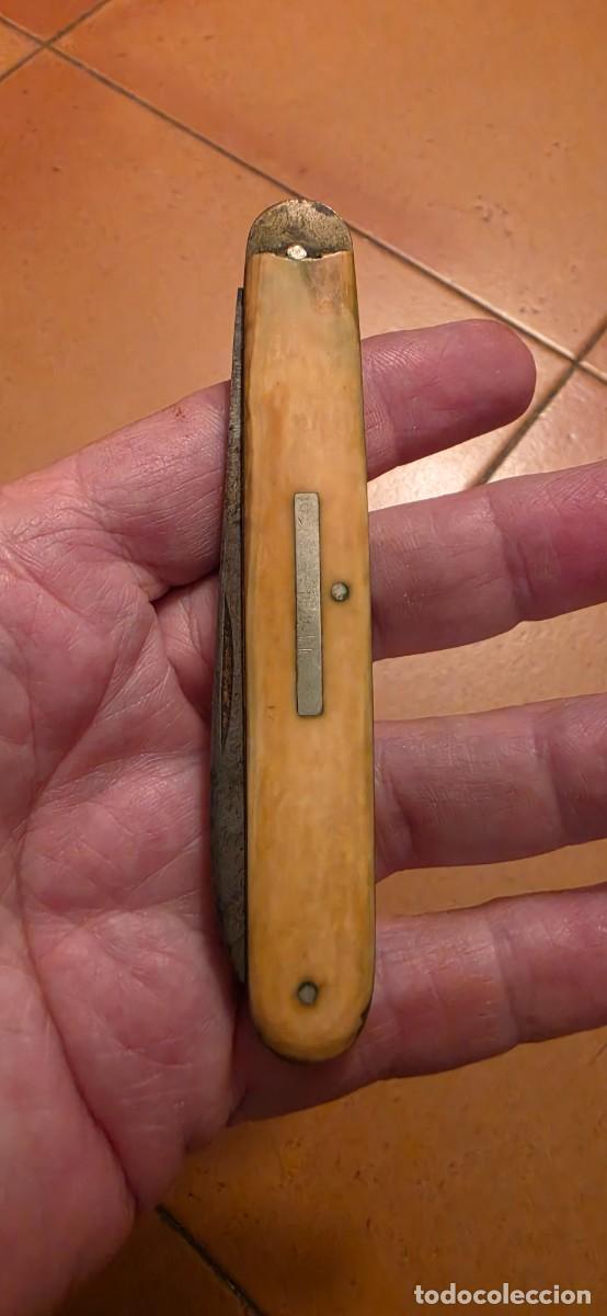 Militaria: Muy antigua navaja hueso o similar
