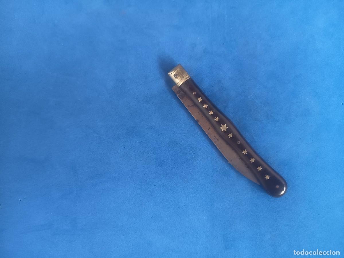 Militaria: Navaja antigua de asta