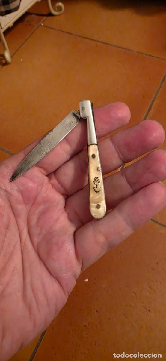 Militaria: Peque&ntilde;a preciosa navaja corsa