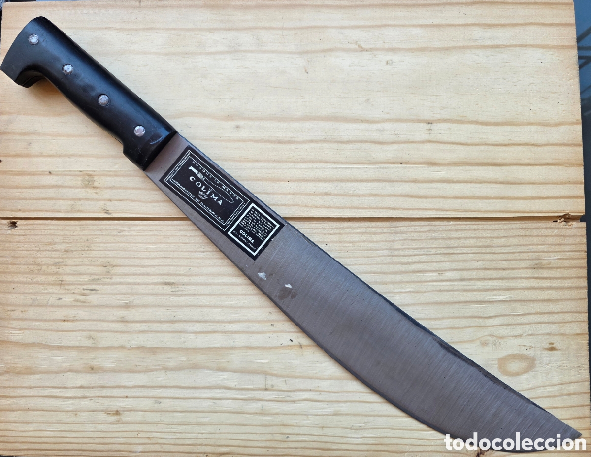Militaria: Machete Guatemalteco COLIMA tipo Panza de Vaca / Bolo con Funda de Cuero Repujada - Sin Uso