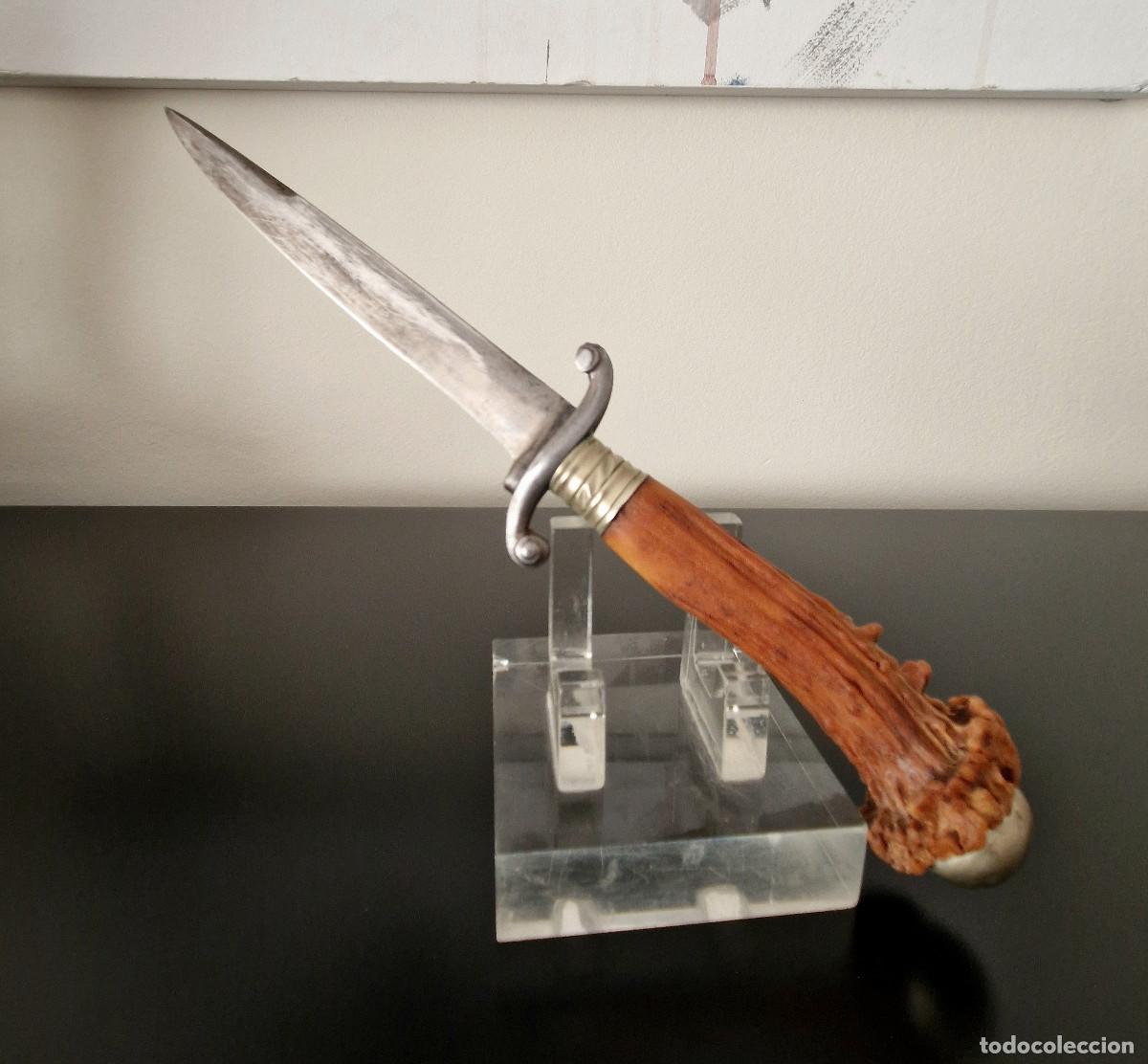Militaria: CUCHILLO ANTIGUO CON MANGO DE ASTA