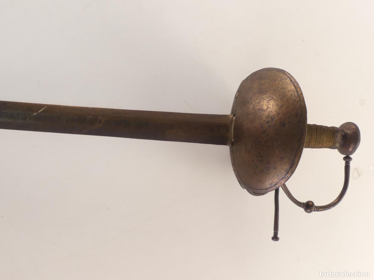 Militaria: ANTIGUA ESPADA OBJETO DE COLECCION - Foto 2