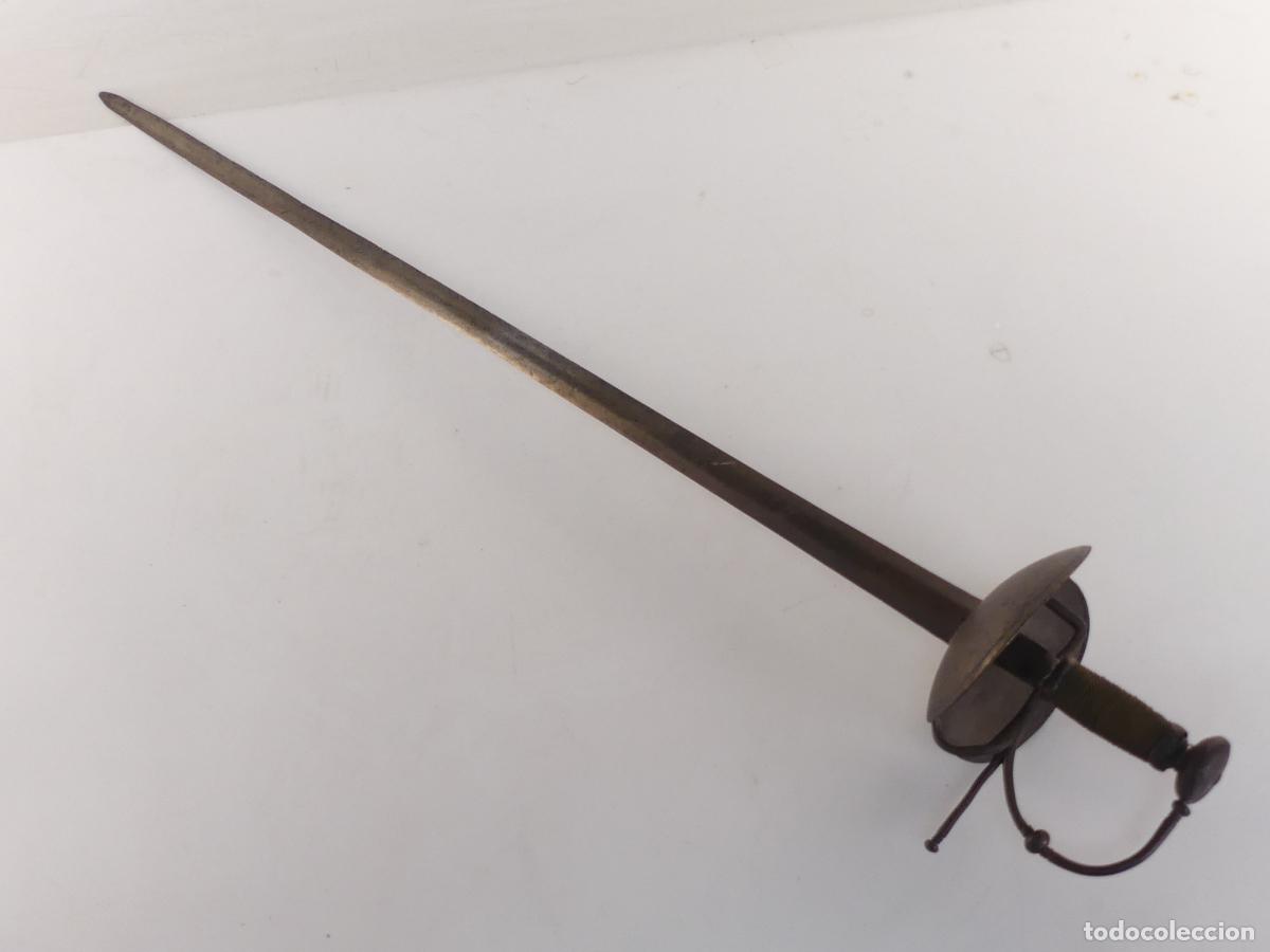 Militaria: ANTIGUA ESPADA OBJETO DE COLECCION - Foto 1