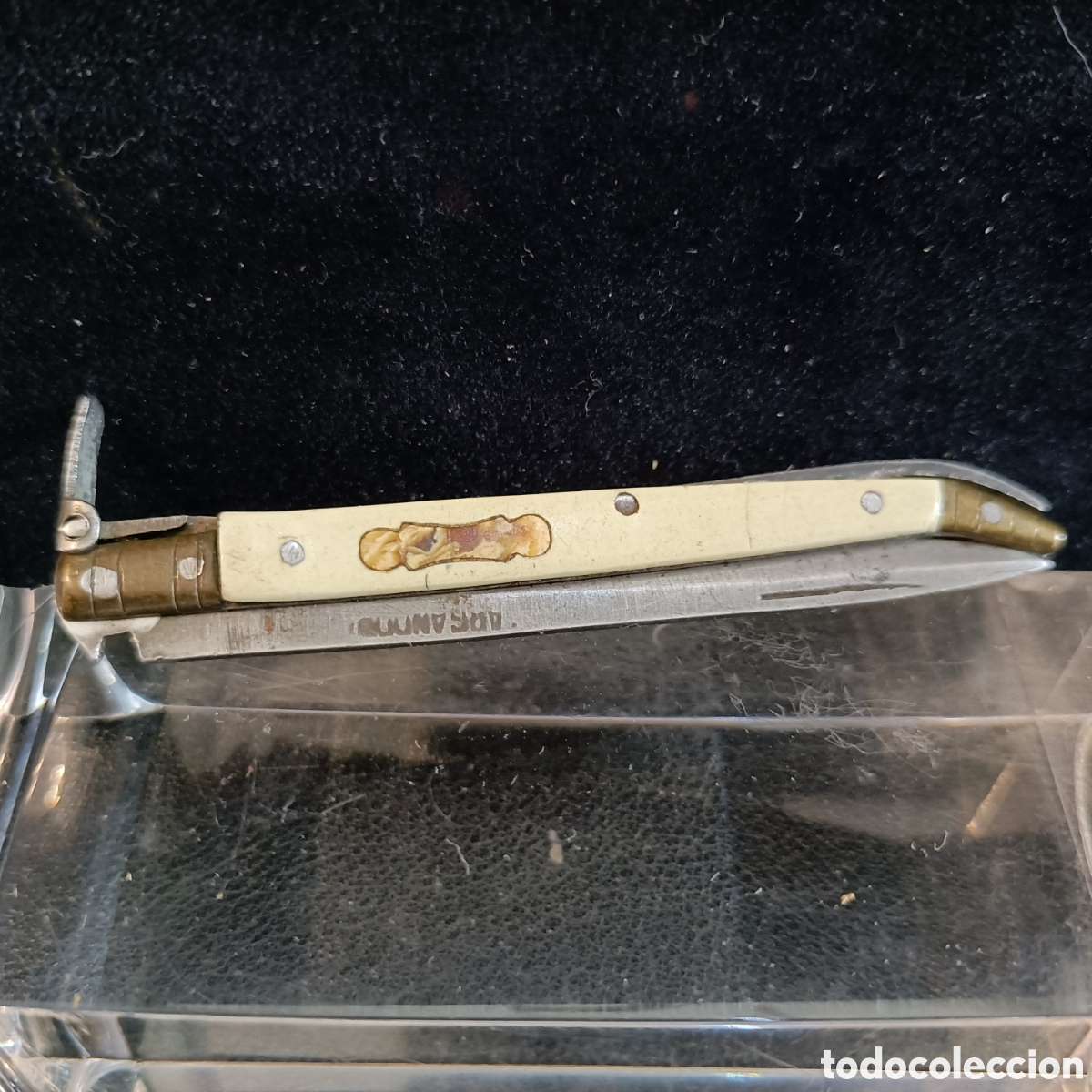 Militaria: Navaja tipo estilete antigua.