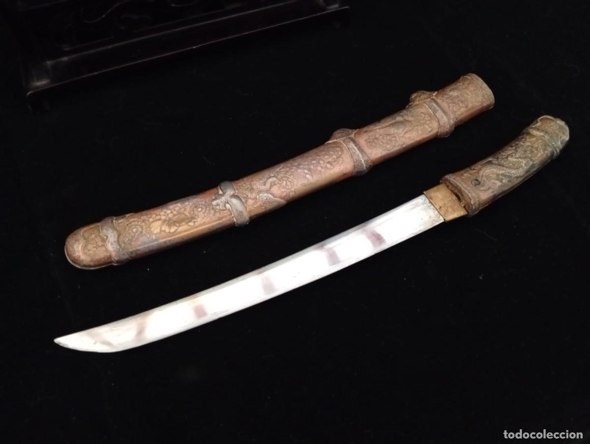 Militaria: Tantō - Aikushi Tanto ceremonial 388K - Jap&oacute;n - Periodo Meiji (1868 -1912)
