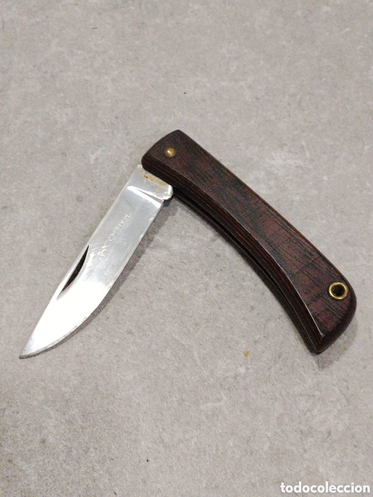 Militaria: Navaja arcos inox madera
