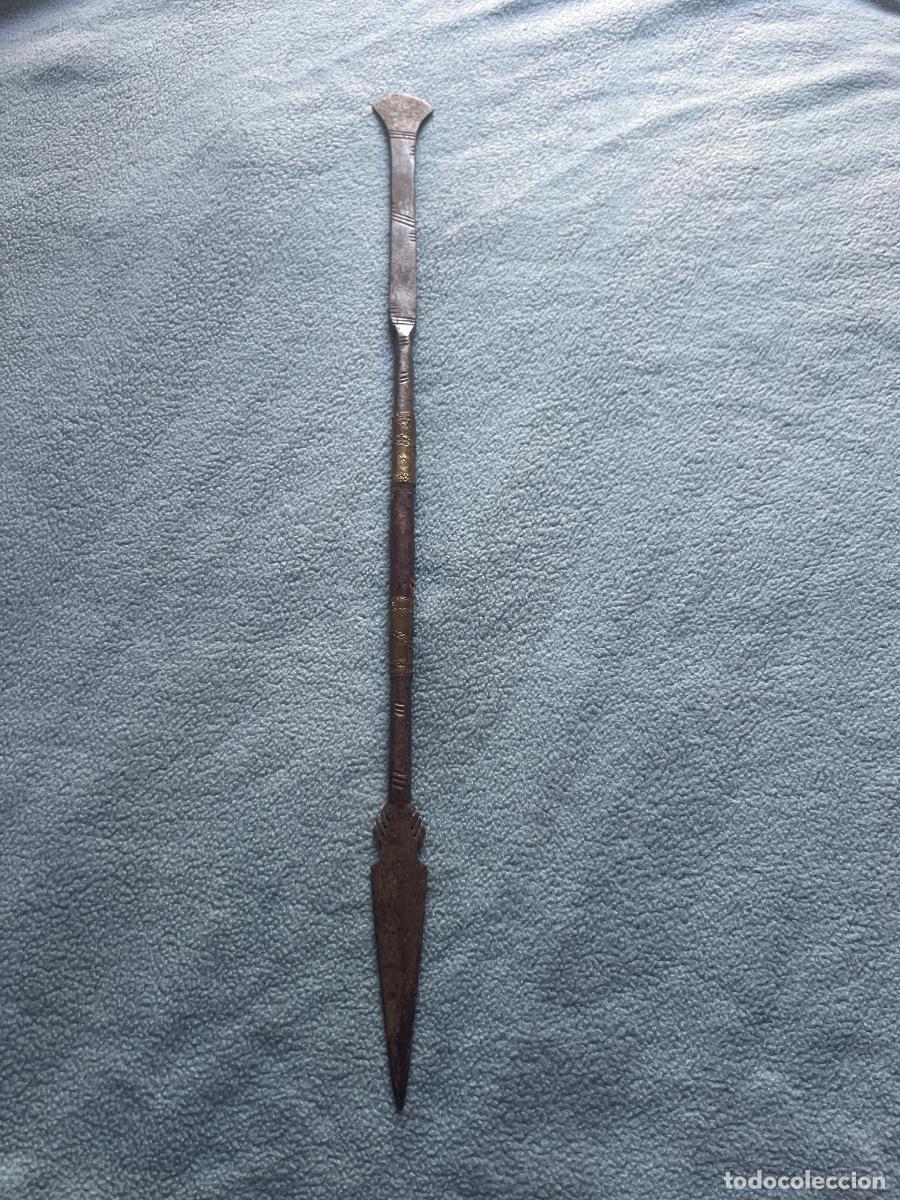 Militaria: Daga de prestigio tribu Vere .Cameron. anos 1900