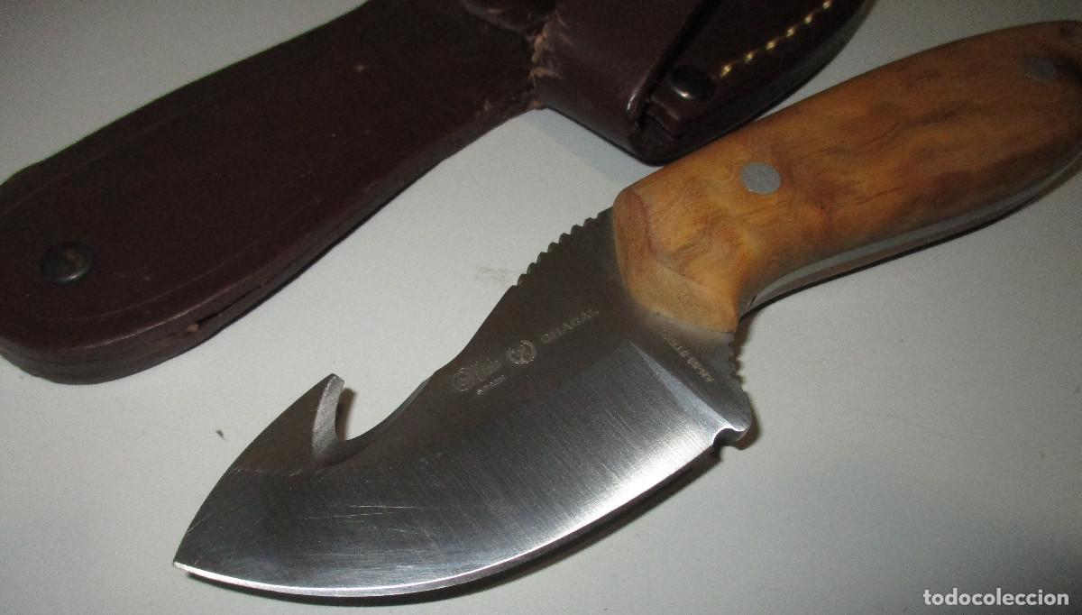 Militaria: Cuchillo deportivo, caza, desollador, NIETO CHACAL