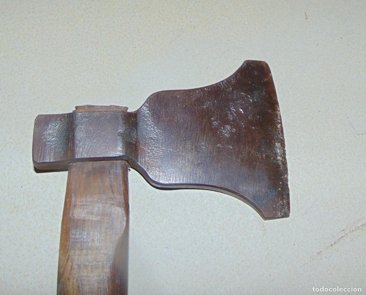 Militaria: HACHA DE FORJA, POSIBLEMENTE MILITAR , BUEN ESTADO