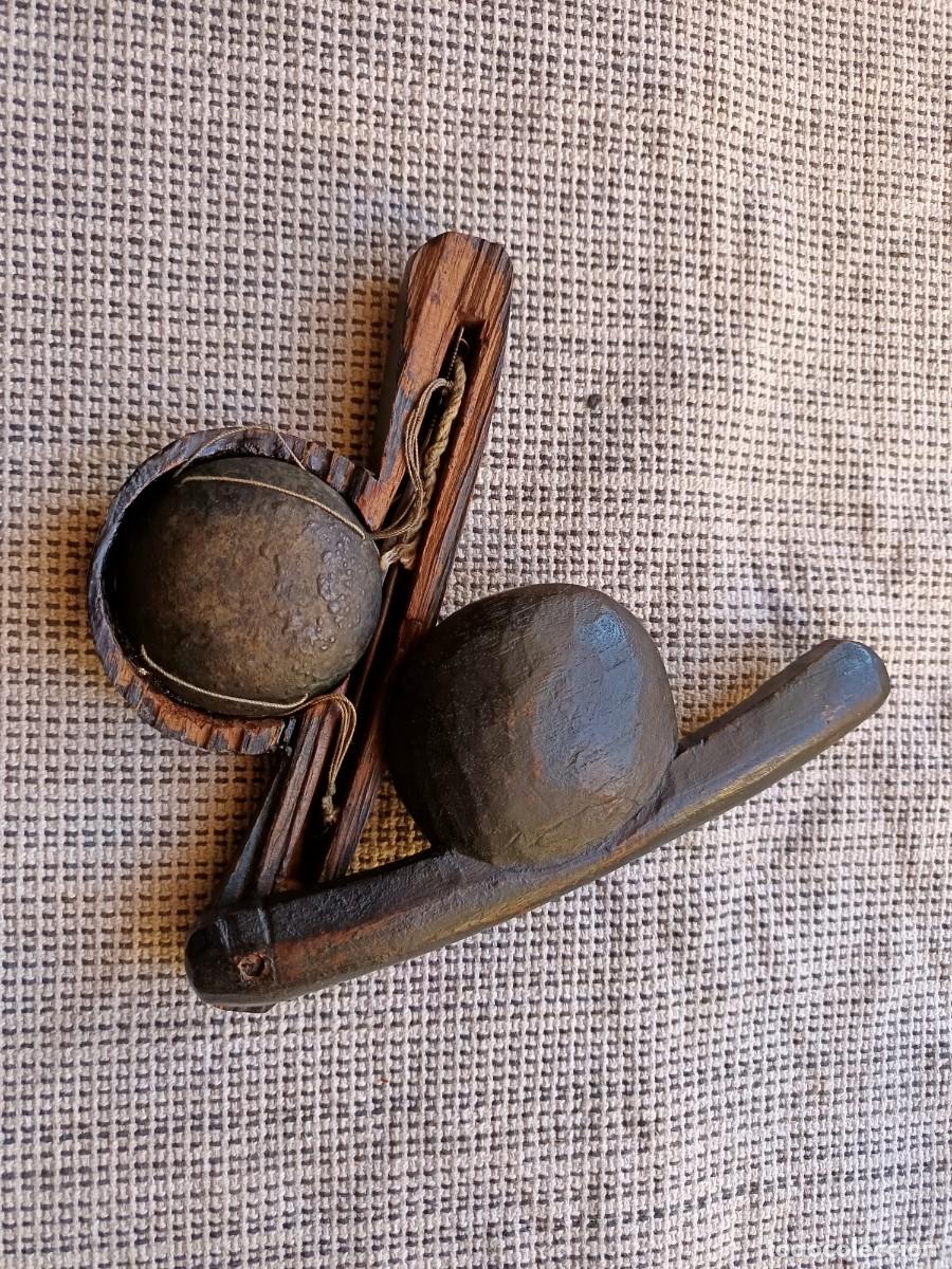 Militaria: Peque&ntilde;a balanza posiblemente para pesar opio. S.XIX