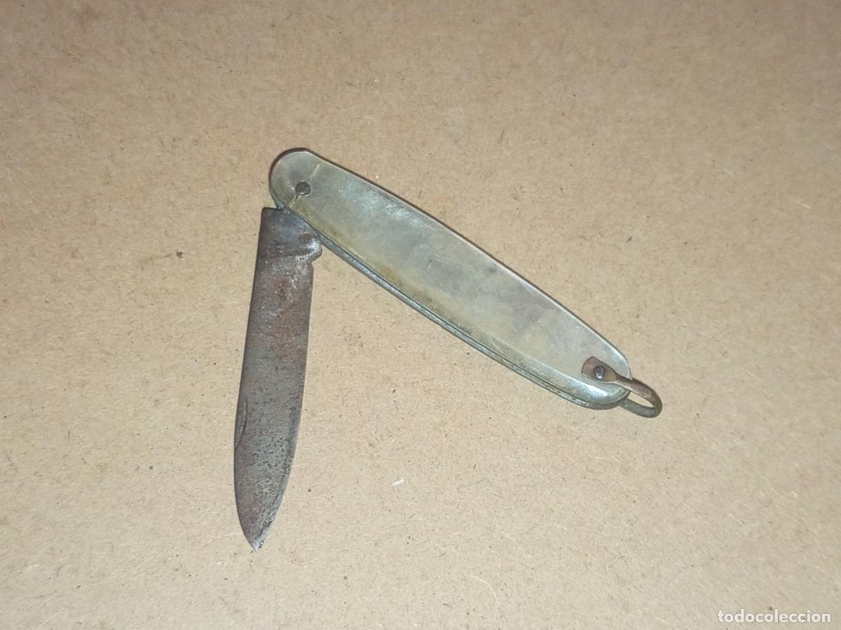 Militaria: Antiguo art&iacute;culo de colecci&oacute;n navaja