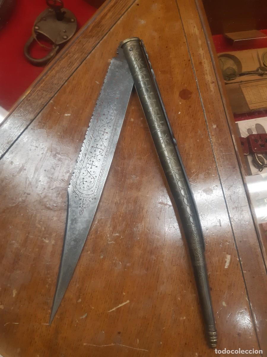 Militaria: NAVAJA SANTACRUCE&Ntilde;A O MUDELANA. 64,50 cm.