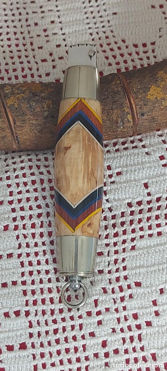 Militaria: Le Toneau Marqueteria (navaja barril)