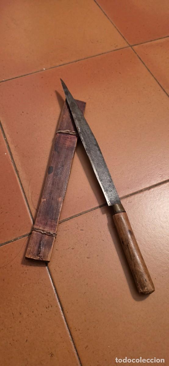 Militaria: Bolo filipino muy antiguo hoja grabada