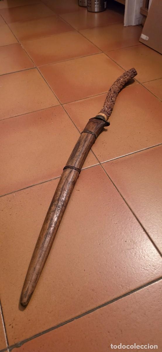 Militaria: Espectacular espada larga asiatica mango hueso grande tallado o similar