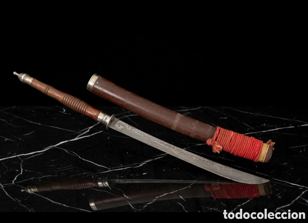 Militaria: Katana Dha Mauk birmana / tailandesa finales del siglo XIX - Empu&ntilde;adura de madera anillas torneadas