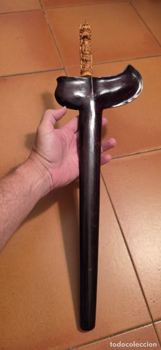Militaria: Espectacular daga Kriss de lujo y hoja damascoantigua