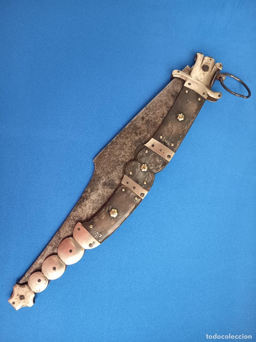 Militaria: Navaja francesa Toledo