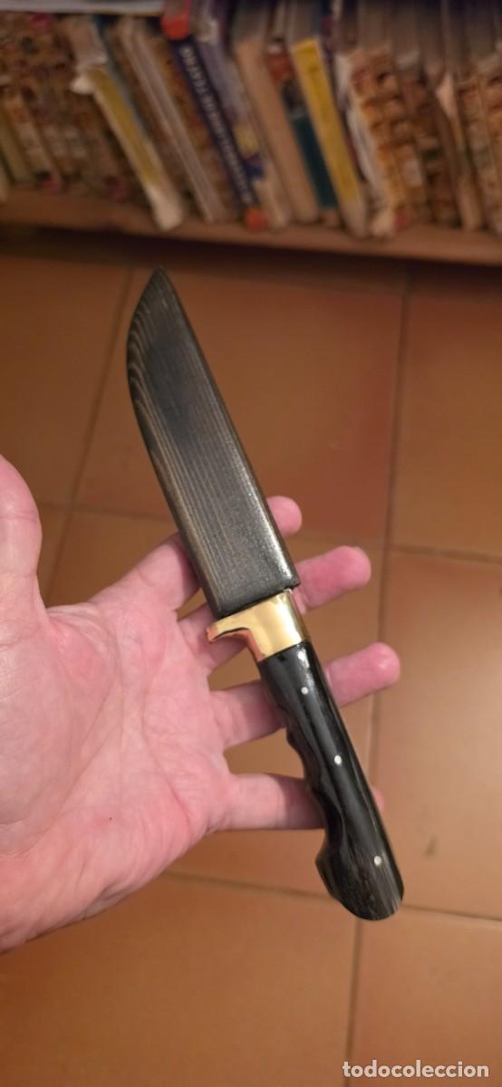 Militaria: Precioso cuchillo gruego Chipre firmado