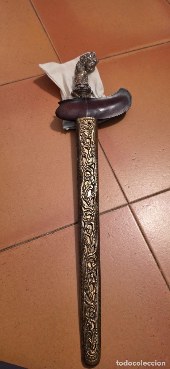 Militaria: Espectacular kriss lujo plata y piedras semipreciosas antigua