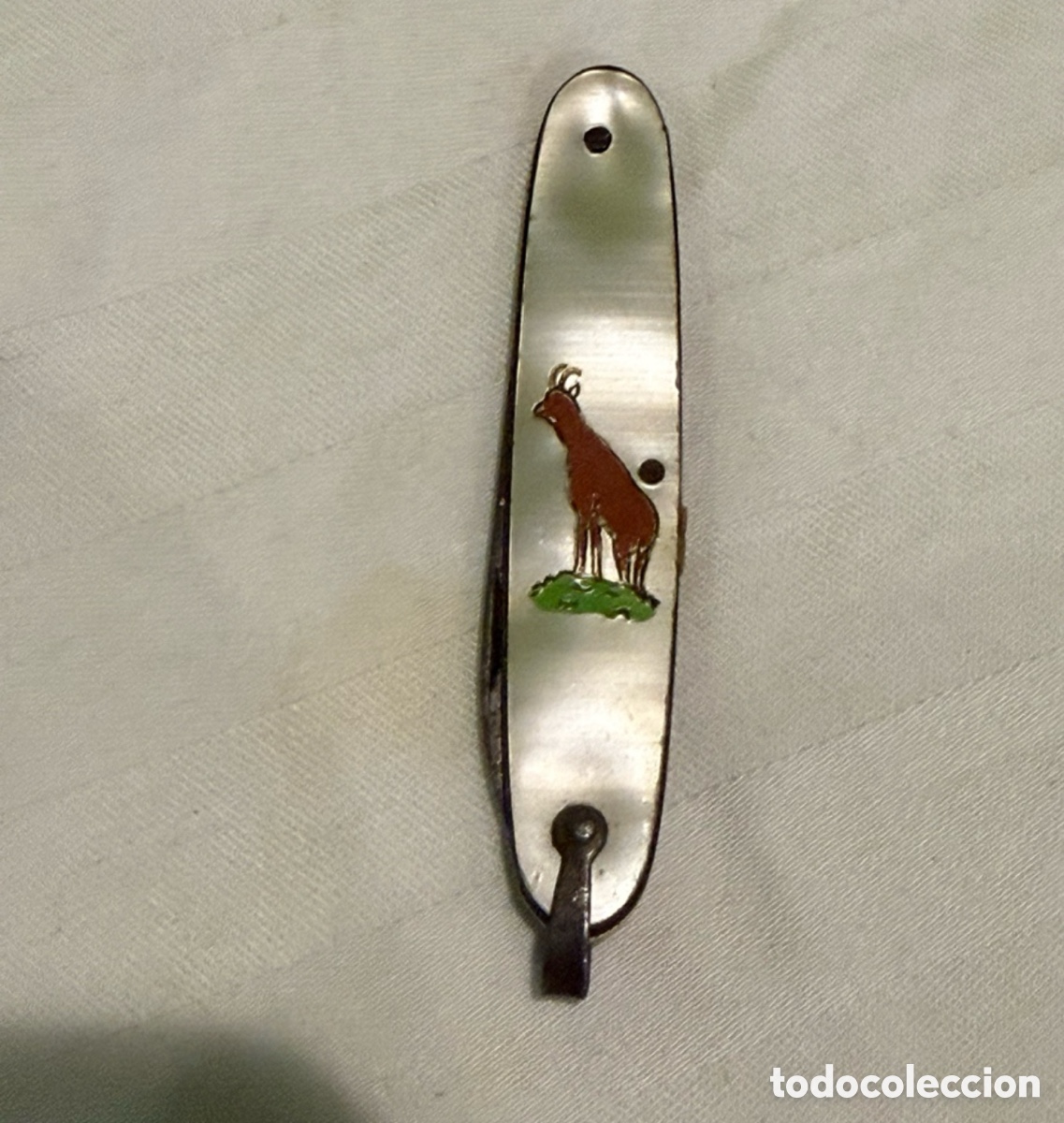Militaria: NAVAJA ANTIGUA ANDORRA &ndash; CACHAS DE N&Aacute;CAR CON REBECO &ndash; A&Ntilde;OS 50&ndash;70