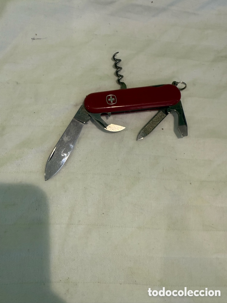 Militaria: NAVAJA SUIZA WENGER ORIGINAL DEL&Eacute;MONT MULTIUSOS &ndash; SIGLO XX