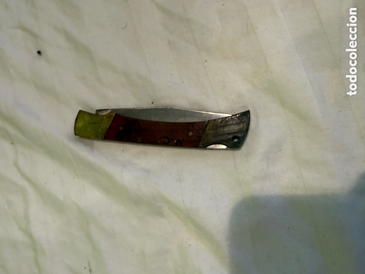 Militaria: NAVAJA ANTIGUA PLEGABLE ROSTFREI &ndash; MANGO MADERA Y LAT&Oacute;N &ndash; SIGLO XX