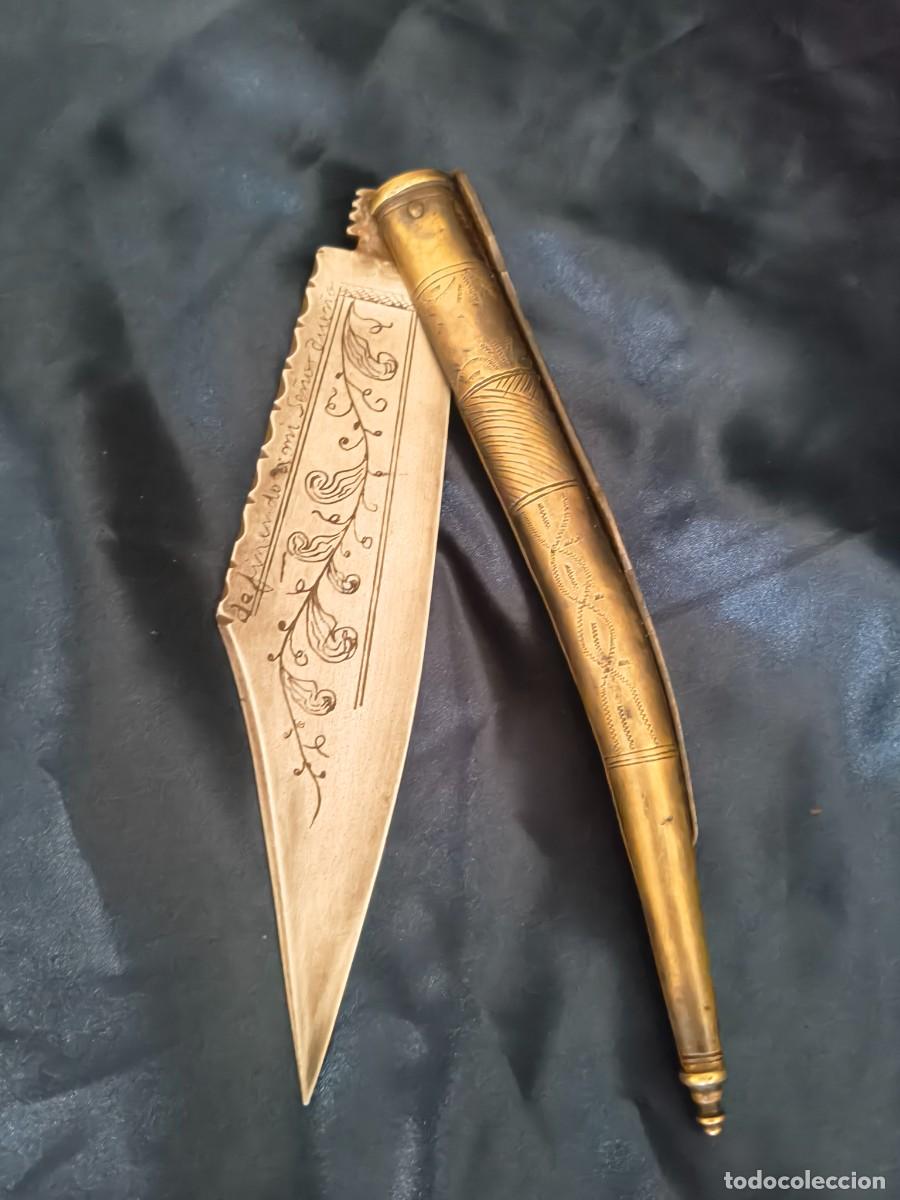 Militaria: NAVAJA TODA GRAVADA con leyenda SANTA CRUZ DE MUDELA GRANDE