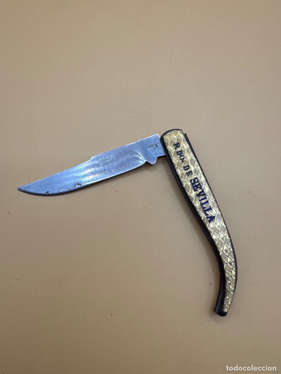Militaria: ANTIGUA NAVAJA PRADAS INOX &ndash; ROO DE SEVILLA &ndash; CACHAS DORADAS DECORADAS &ndash; VINTAGE