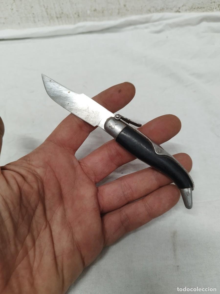 Militaria: Navaja Artesanal Espa&ntilde;ola Tipo Sevillana / Albacete&ntilde;a, Cachas Negras.
