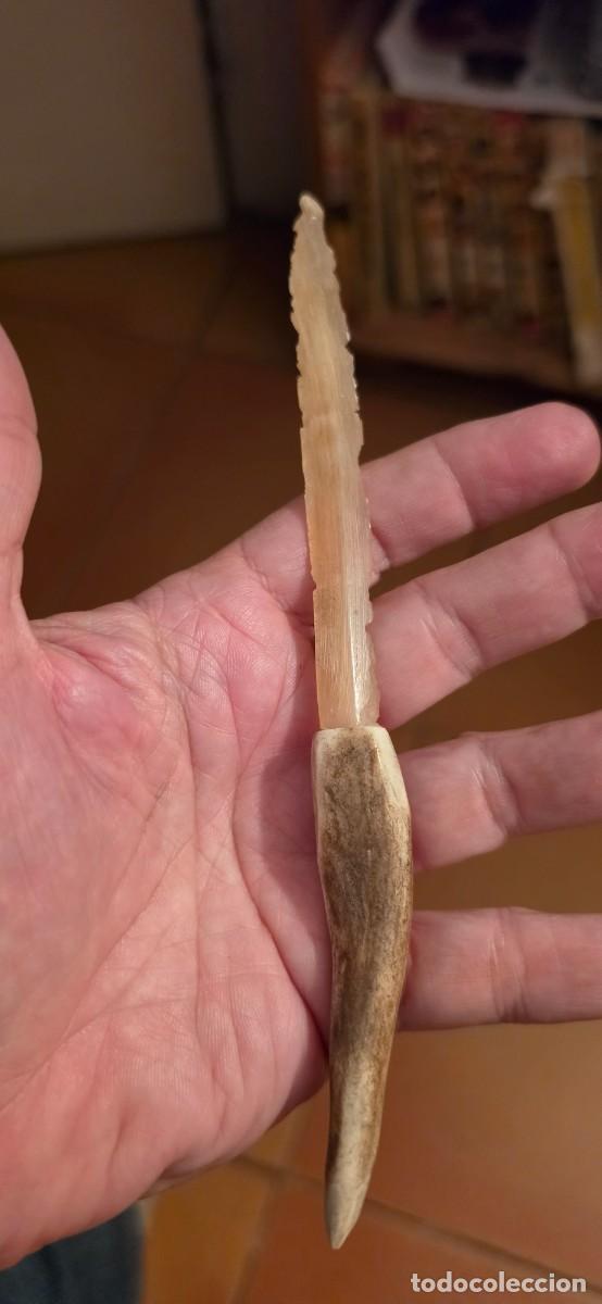 Militaria: Preciosa recreaci&oacute;n de cuchillo prehist&oacute;rico asta,cuero y silex