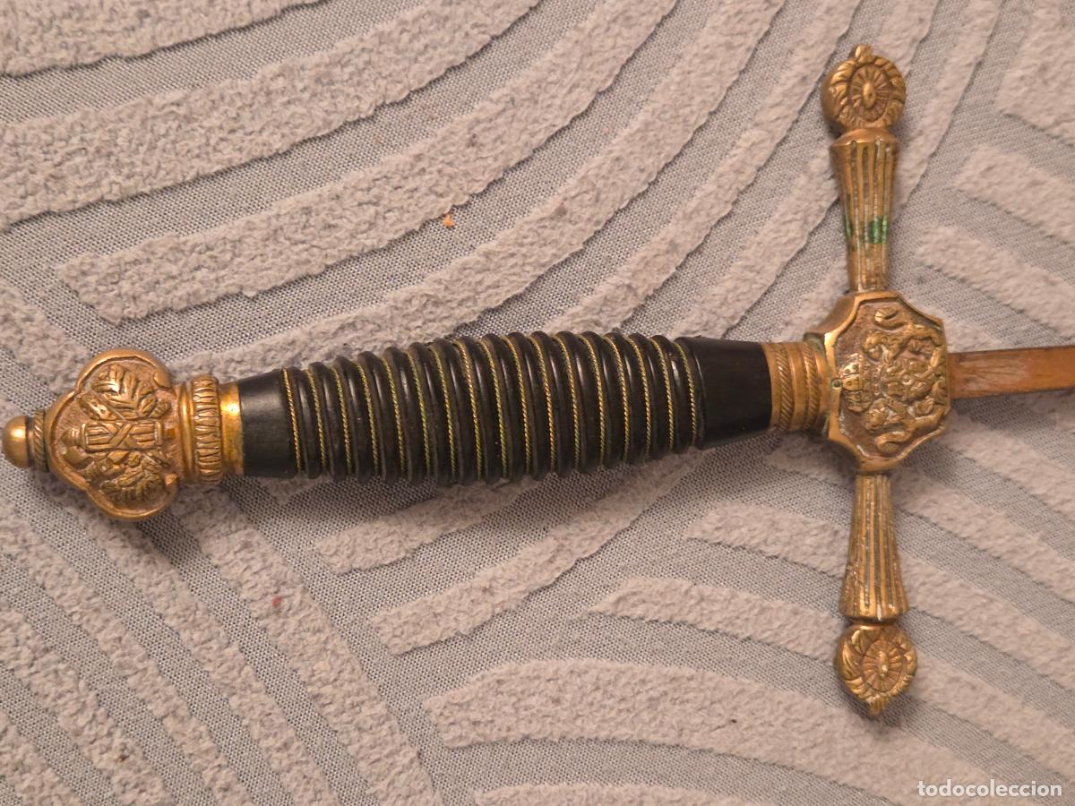 Militaria: Espadin o espada de cenir