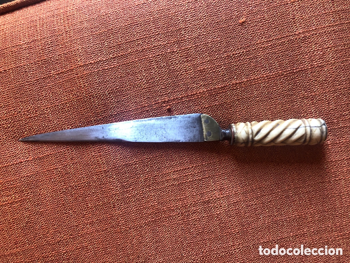 Militaria: daga o pu&ntilde;al, misericordia, defensa femenina, etc, siglo XVII-XVIII