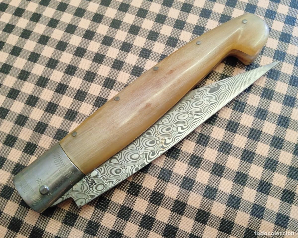 Militaria: Coltello sardo Guspinese artesanal - Original de Guspini - Hoja Acero de Damasco - Mango de cuerno -
