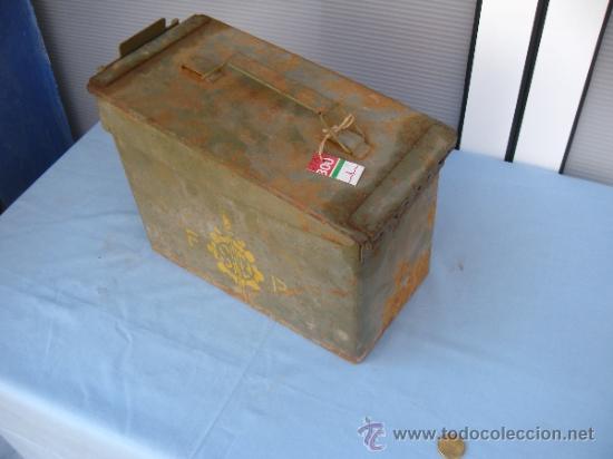 Militaria: CAJA DE MUNICI&Oacute;N MLITAR SIN CONTENIDO - Foto 1