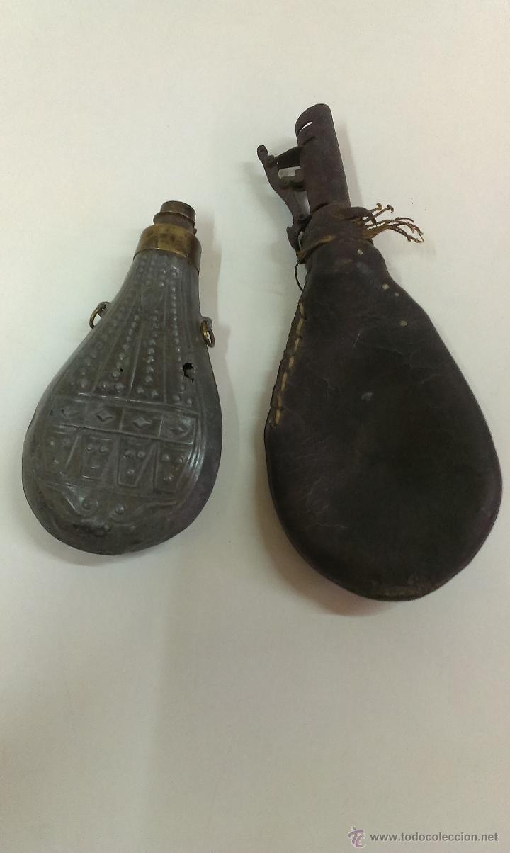 Militaria: DOS POLVORERAS ( MUY ANTIGUAS ) - Foto 2
