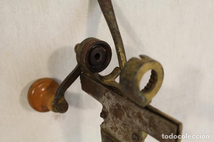 Militaria: carga cartuchos antiguo - Foto 4